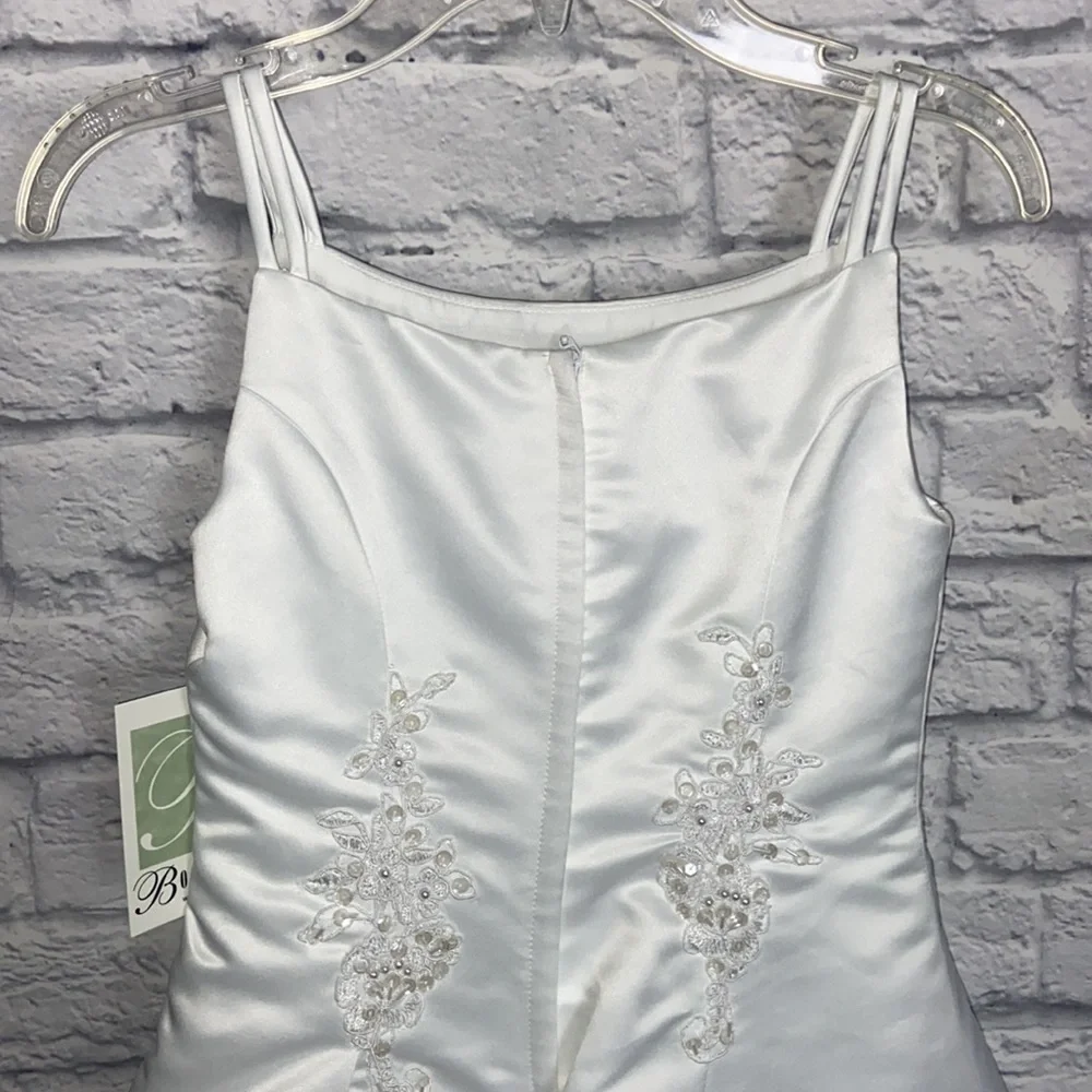 Bonnie Jean Girl's 7 White Asymmetrical Embroidered Lace Formal Dress